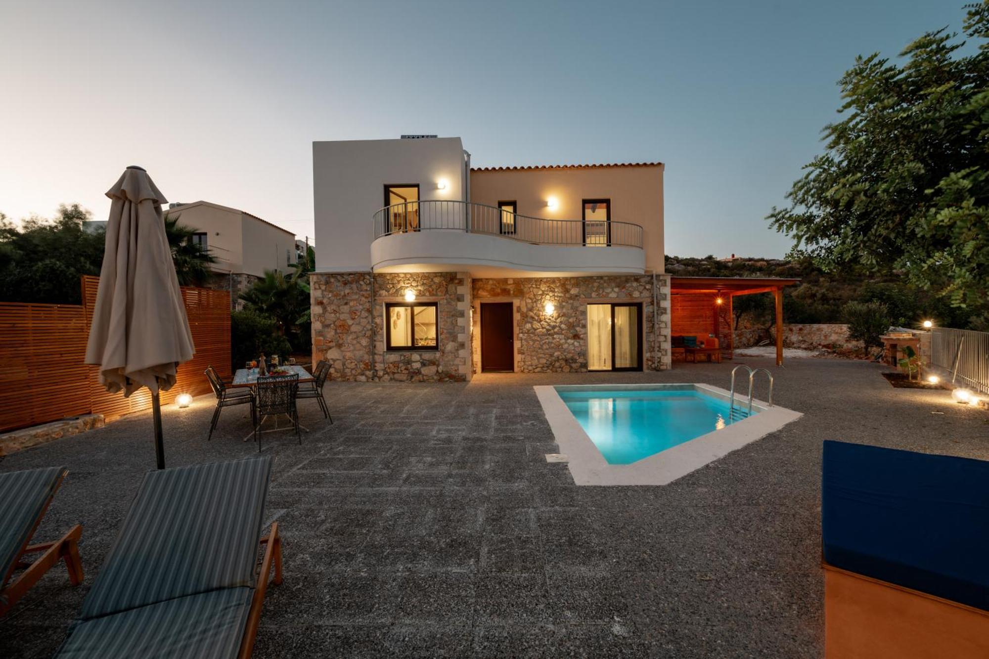 Istros Villas - With Pools, Bbq & Heated Spa Whirlpools, By Thinkvilla Korakiaí エクステリア 写真