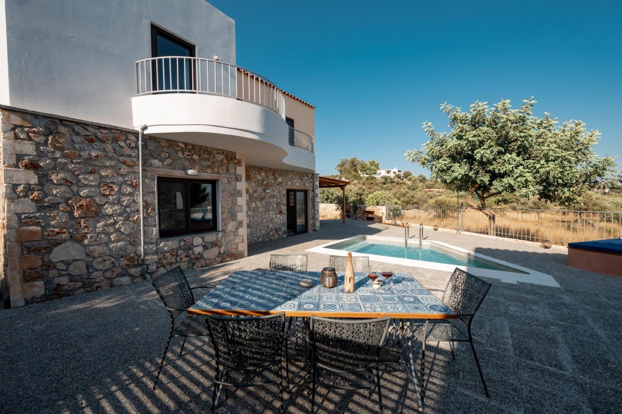 Istros Villas - With Pools, Bbq & Heated Spa Whirlpools, By Thinkvilla Korakiaí エクステリア 写真