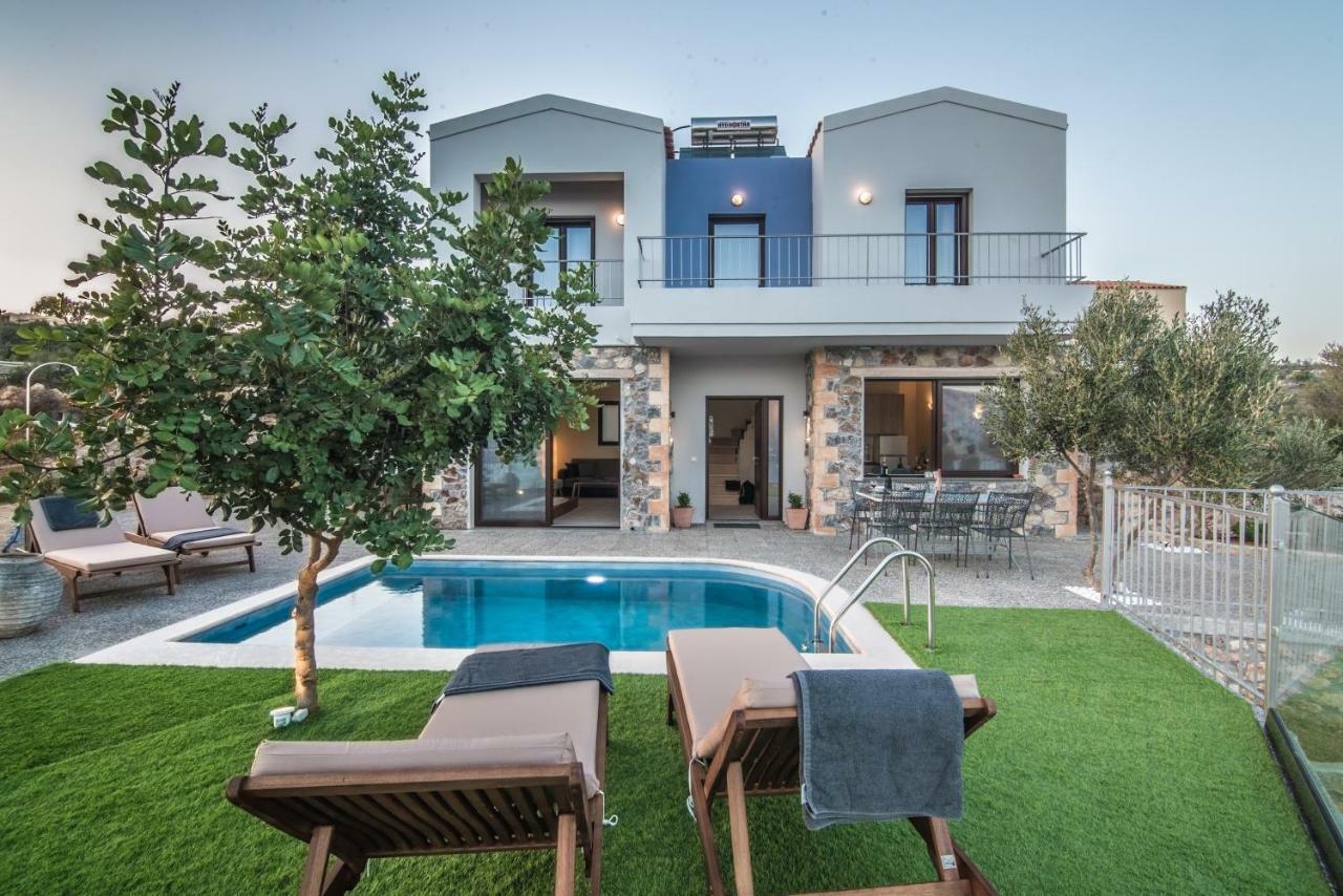 Istros Villas - With Pools, Bbq & Heated Spa Whirlpools, By Thinkvilla Korakiaí エクステリア 写真