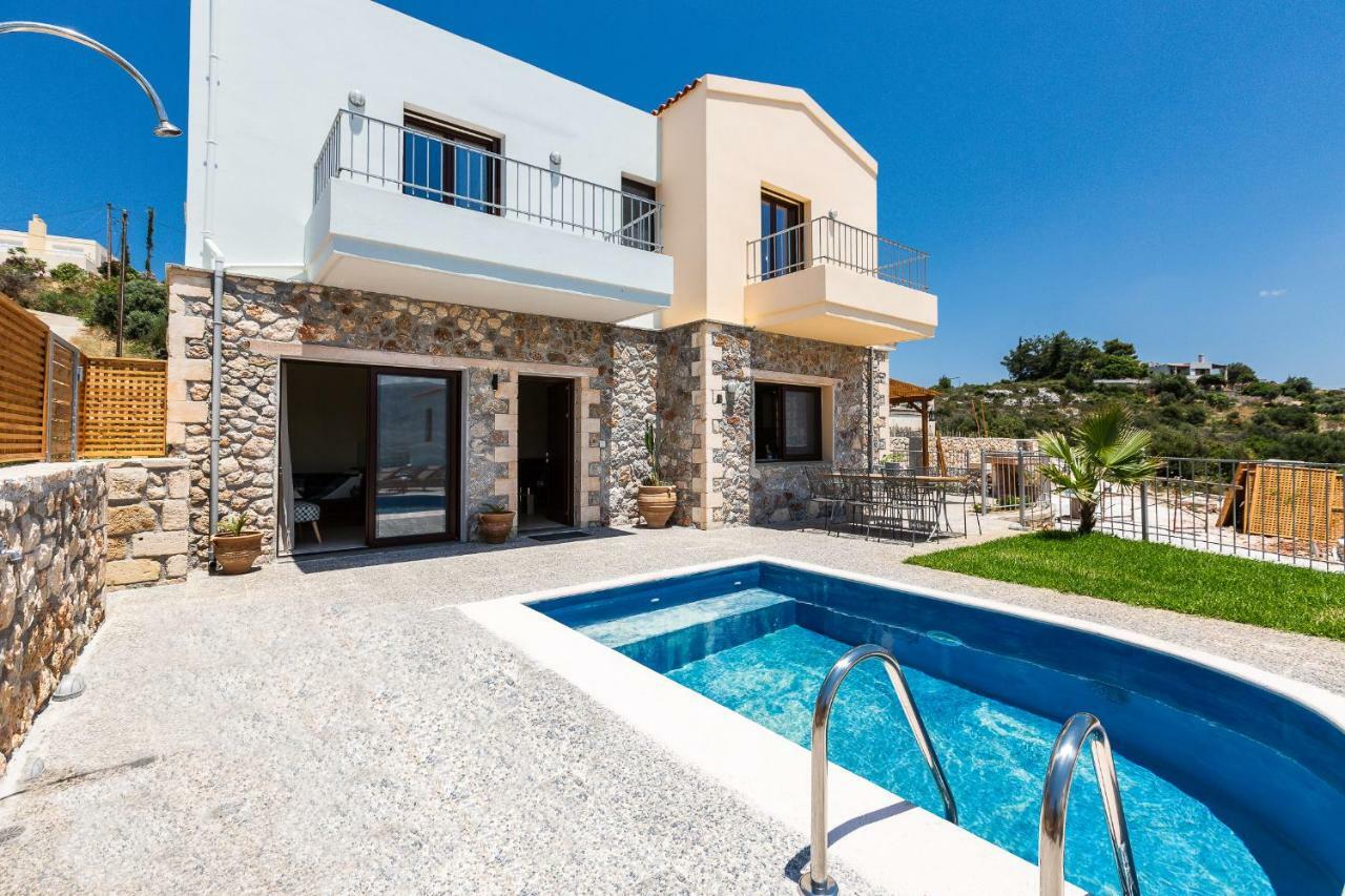 Istros Villas - With Pools, Bbq & Heated Spa Whirlpools, By Thinkvilla Korakiaí エクステリア 写真
